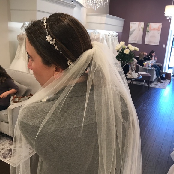 Bridal Headpiece main image 8